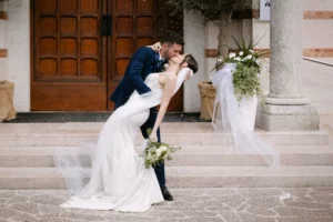 uscita dalla chiesa degli sposi